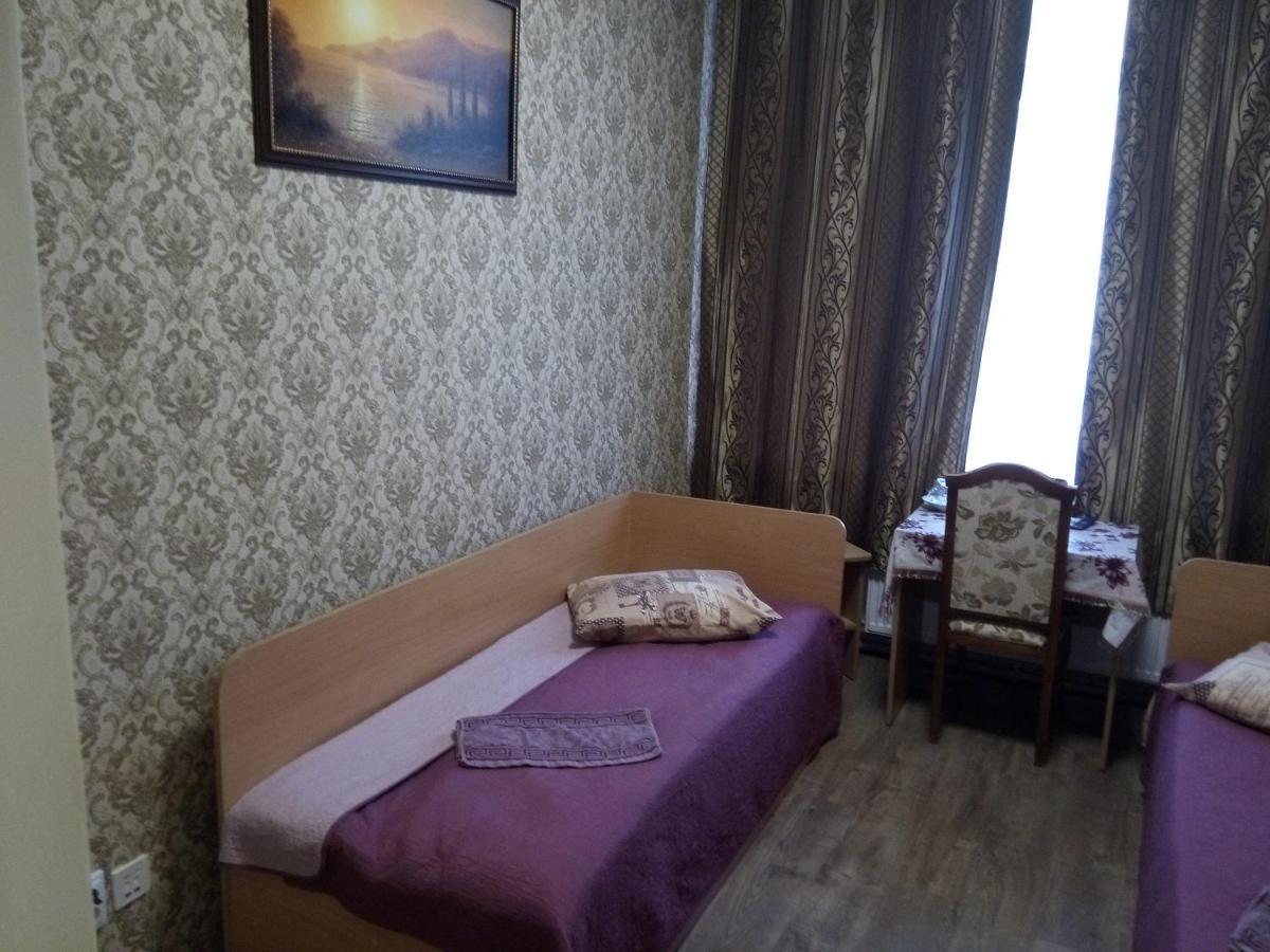 Hotel As 1 乌日霍罗德 外观 照片